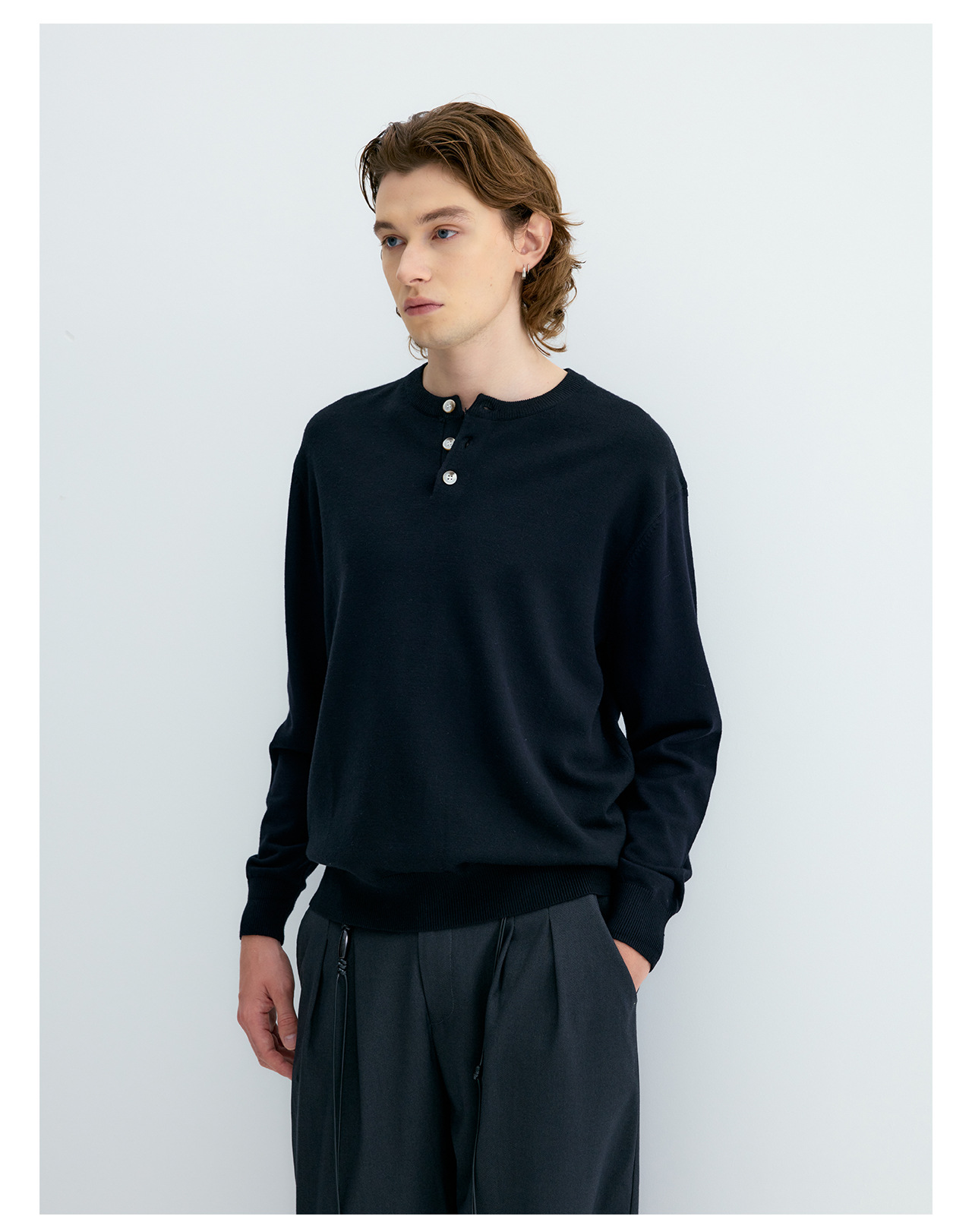 UNF 250g Henley Knit Sweater