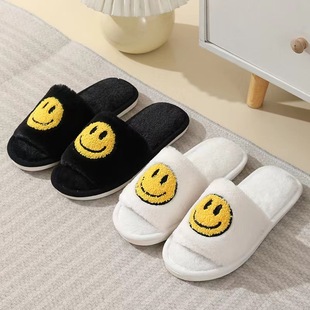 �羳���Q�¿��r��ЦĘ�����W�tһ��ƽ���ļ��҃ȼҾ�ë�q��Ь