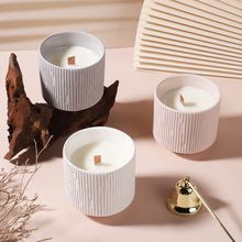 竖纹陶瓷杯香薰蜡烛大豆蜡轻奢氛围木芯香熏蜡烛生日精油香氛批发