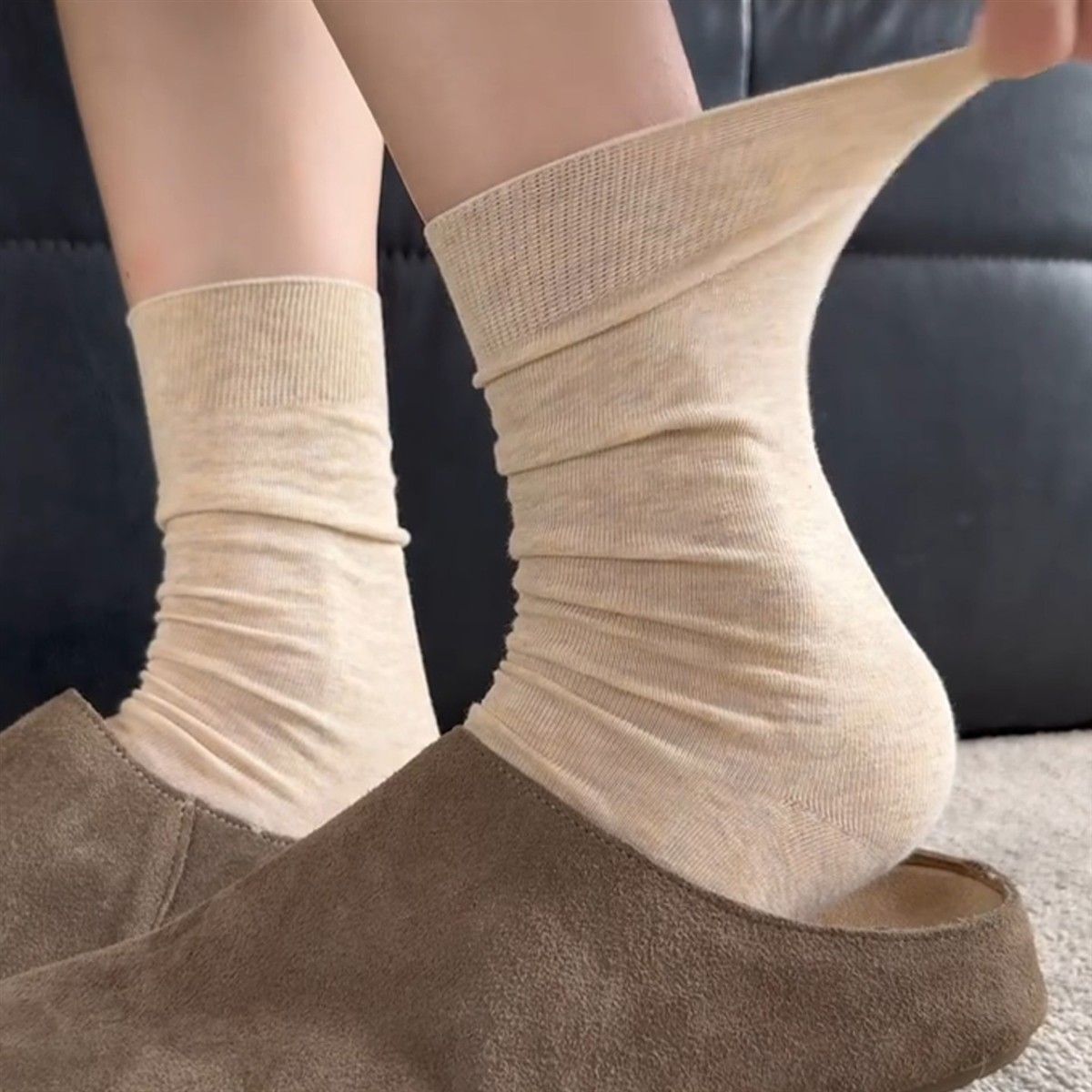 Summer thin women's socks, Korean style, seamless, solid color, breathable, slouch, versatile, Instagram-worthy, mid-calf socks, soft texture, women's summer.