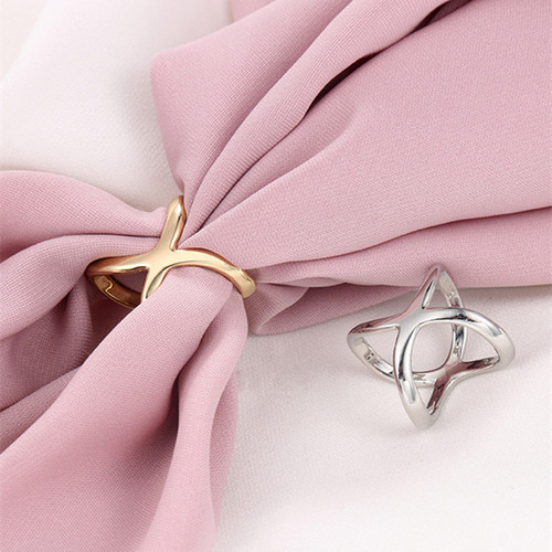 Silk scarf buckle, versatile brooch, two-purpose simple scarf, three-ring buckle accessories, X-shaped square scarf, shawl, corner knotted buckle