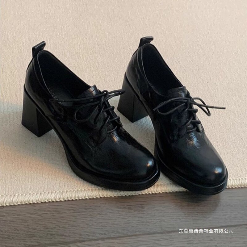 Super soft lambskin British style high-heeled black leather shoes for women, 2025 new model, suitable for pairing with skirts, chunky heel loafers