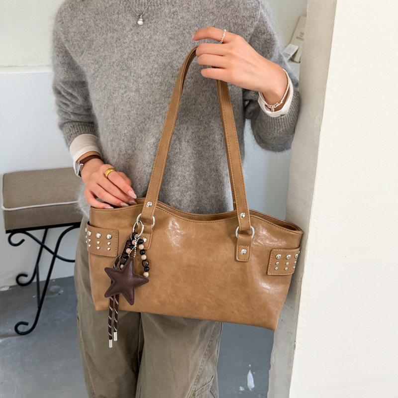 Túi tote nữ công suất lớn thiết kế tối giản phong cách Hàn Quốc, túi đeo vai đi làm — Deer Brown Không có mặt dây chuyền, Màu cà phê Không có mặt dây chuyền, Màu nâu không có mặt dây chuyền, kaki không có mặt dây chuyền chi tiết 33