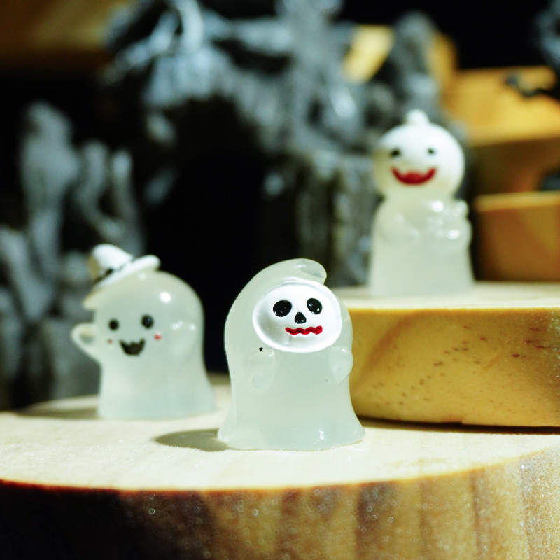 Pequeños accesorios de decoración de muñeca fantasma mini adornos de escritorio micro paisaje creativo lindo cabello luminoso Halloween