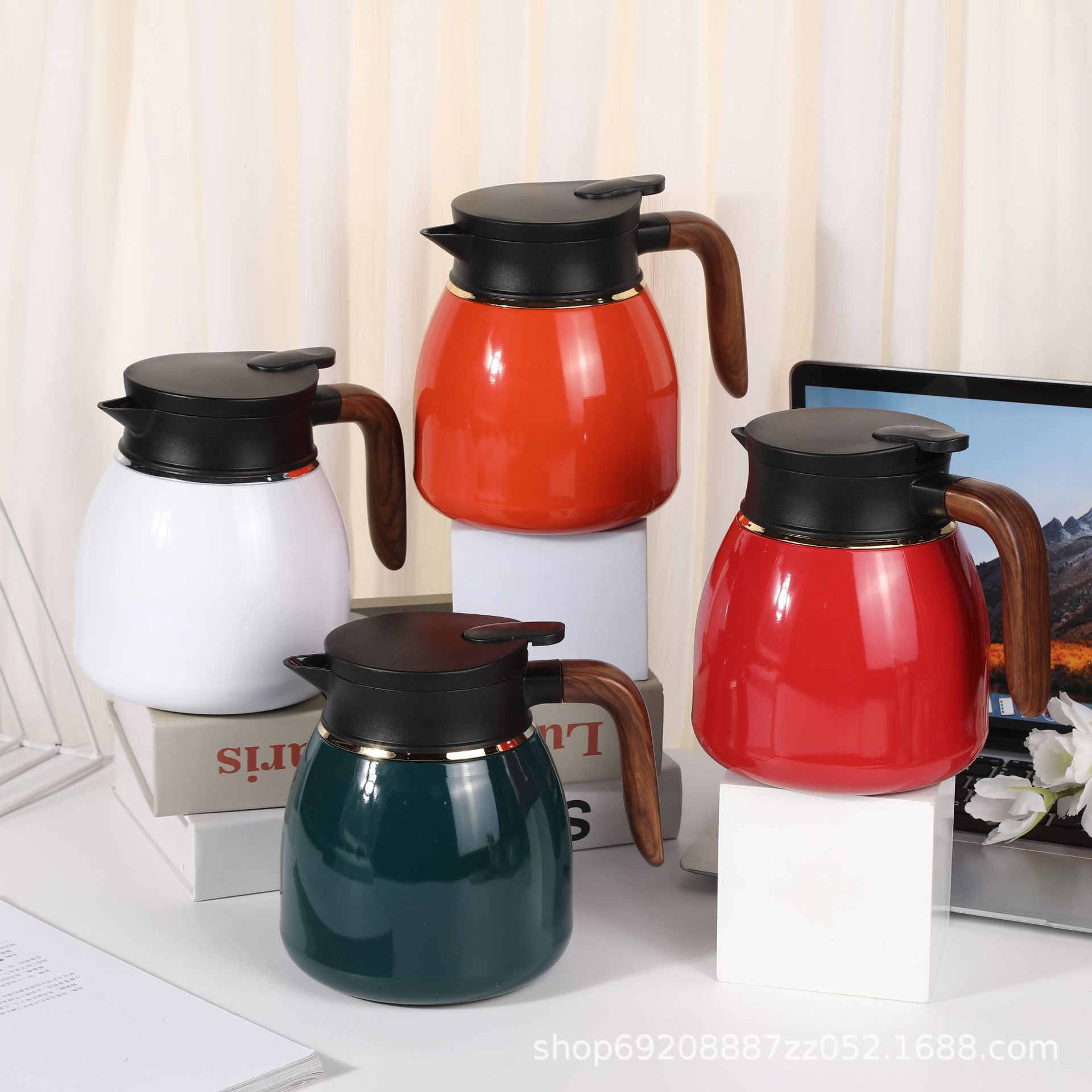 Thermos