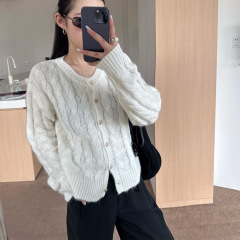 【实拍】羊毛立体绞花小开衫减龄黄色针织外套早秋轻熟上衣女宽松