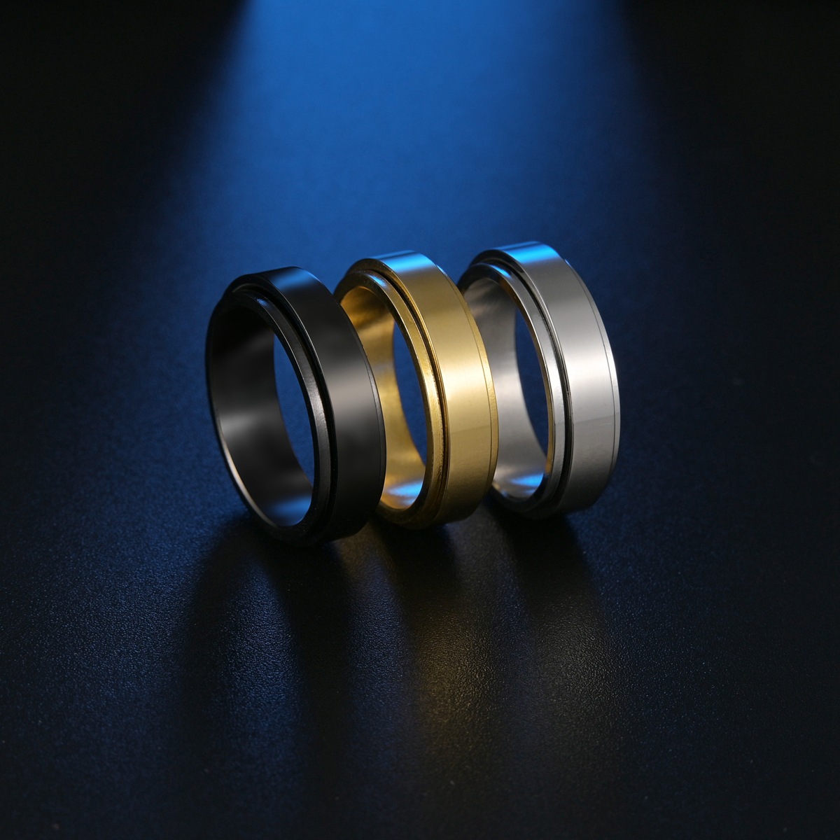 Simple Glossy Titanium Steel Decompression Rotating Ring display picture 1