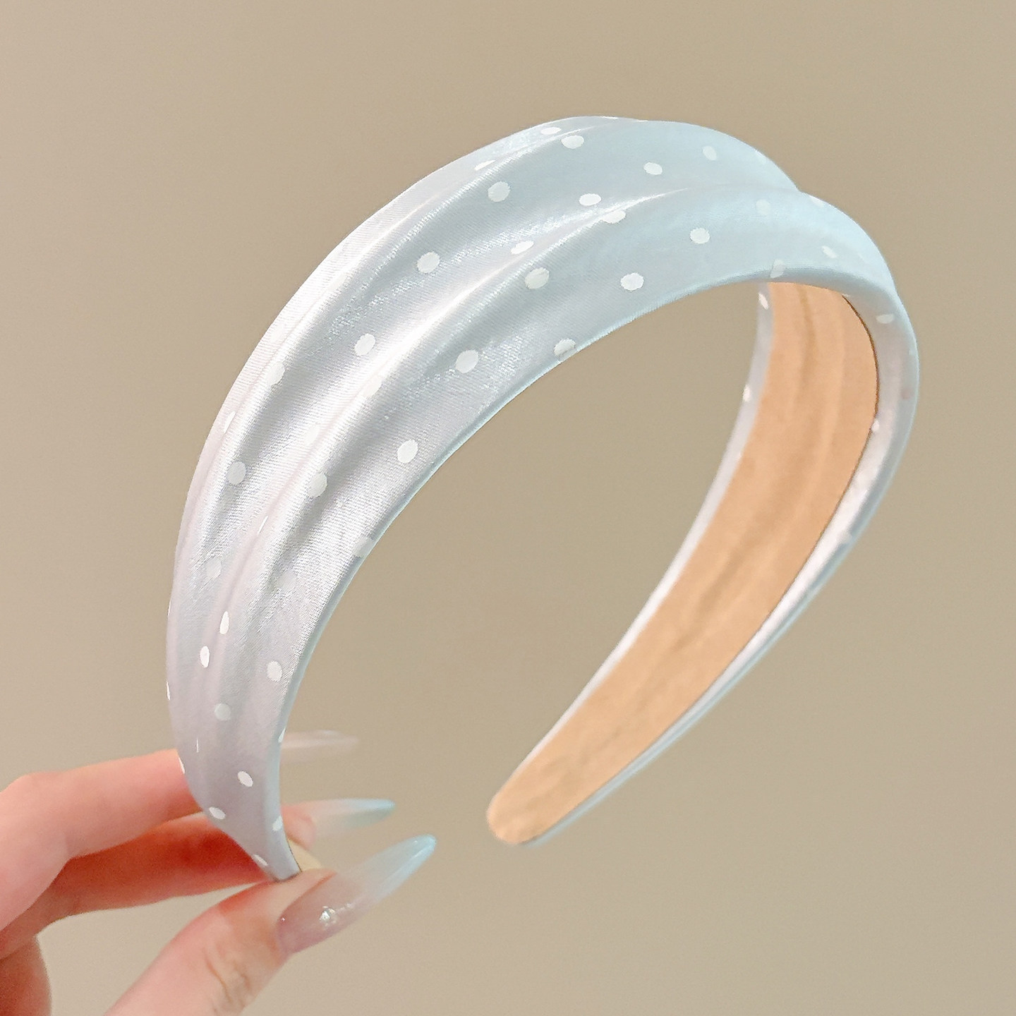Diadema alta para mujer, nueva colección 2026, accesorio para el cabello estilo Chanel francés, elegante banda ancha para el cabello.