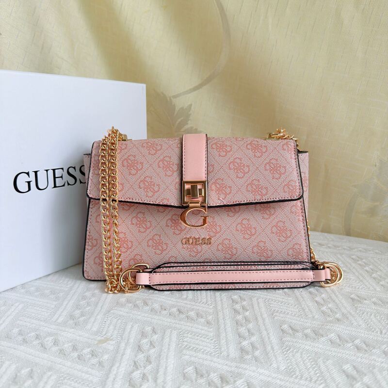 New Foreign Trade Guess European and American Style Tote Shoulder Shopping Handbag with Printed Embossed Large Capacity and Accessories for Business Women New Foreign Trade Guess European and American Style Tote Shoulder Shopping Handbag with Printed Embossed Large Capacity and Accessories for Business Women