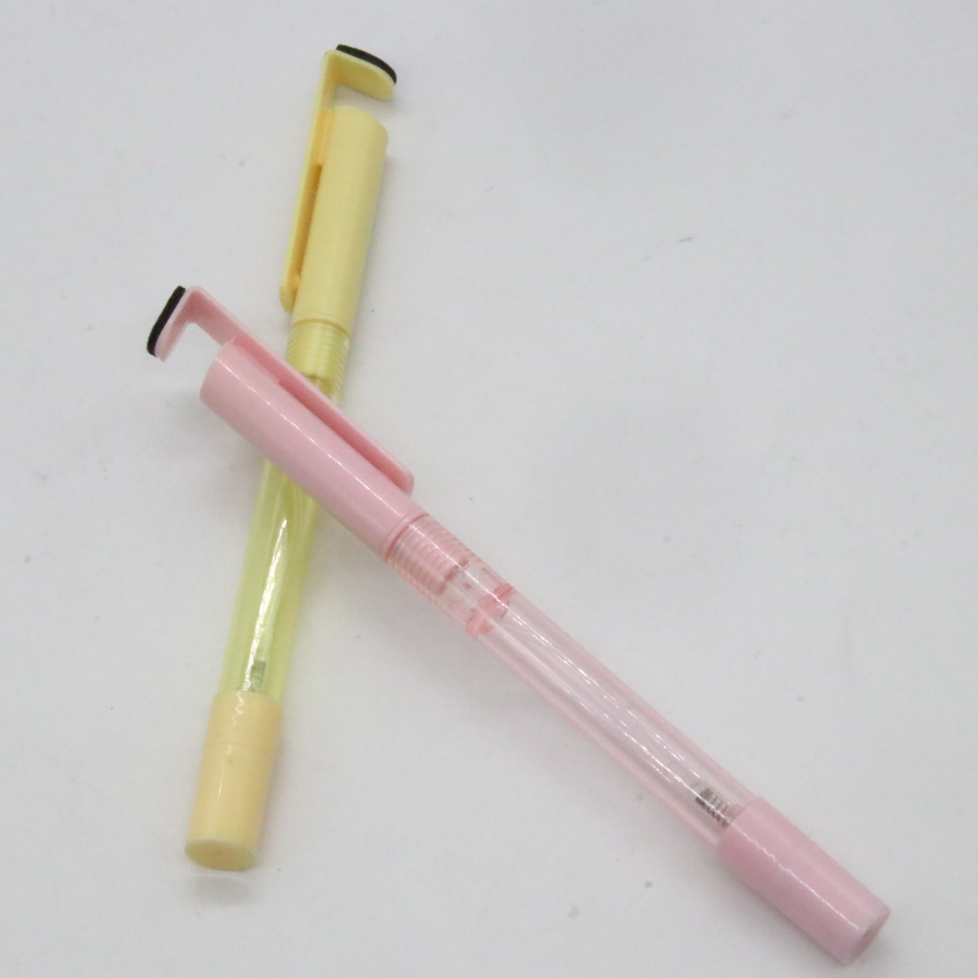 Con pequeña botella de spray pluma de gel multifuncional al por mayor titular de la pluma de plástico ligero portátil fábrica al por mayor para la oficina del estudiante