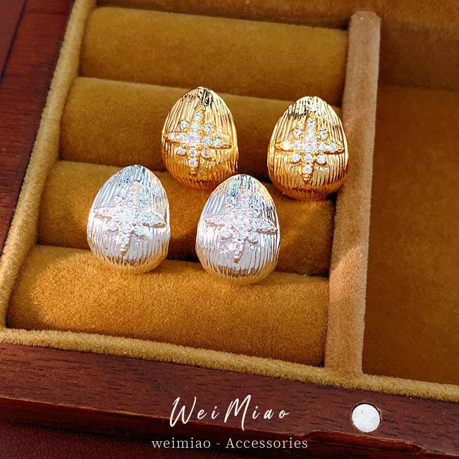 18k oro real chapado agujas de plata zircon flores gotas de agua pendientes de aretes personales de aire frío pendientes de aretes de lujo ligero de alto nivel