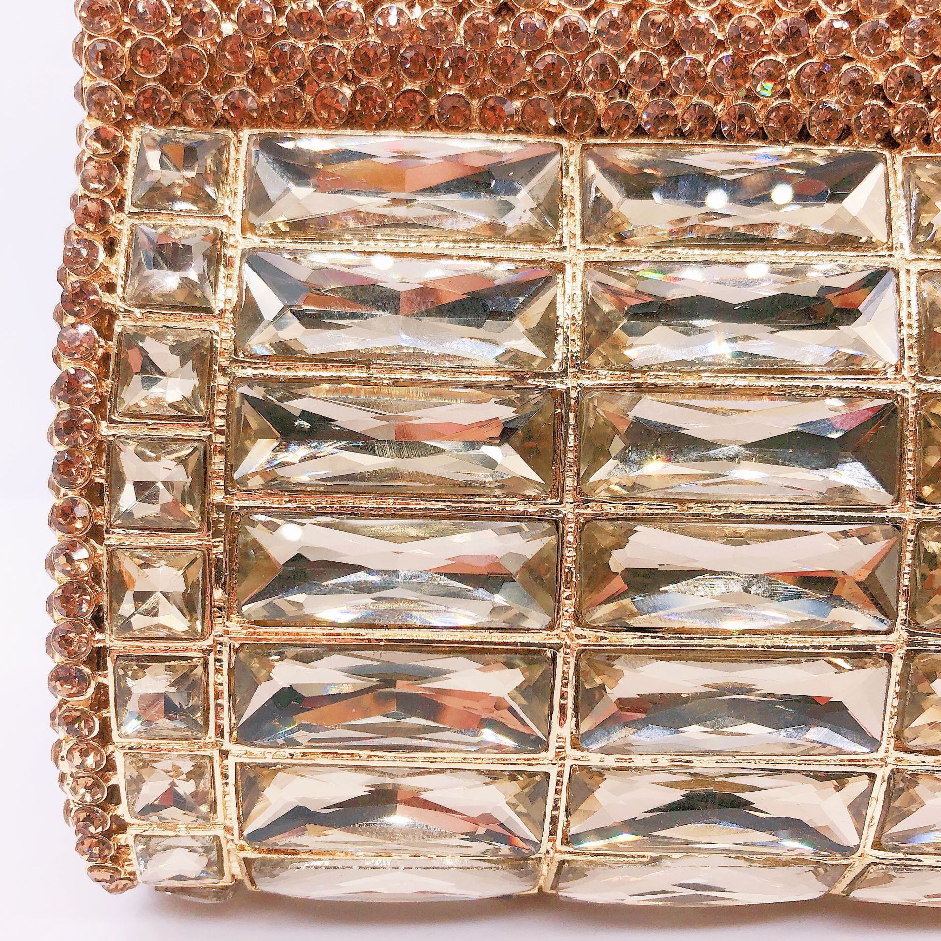 Túi clutch nữ đính đá dạ hội kim loại phong cách châu Âu — vàng, vàng ab, bạc ab, bạc chi tiết 2
