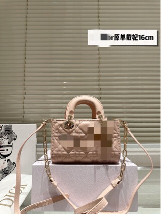 High-End D Brand Horizontal Lady Diana Bag Lady2025 New Model Genuine Leather Fashion Shoulder Crossbody Chain Bag Joy Handbag High-End D Brand Horizontal Lady Diana Bag Lady2025 New Model Genuine Leather Fashion Shoulder Crossbody Chain Bag Joy Handbag