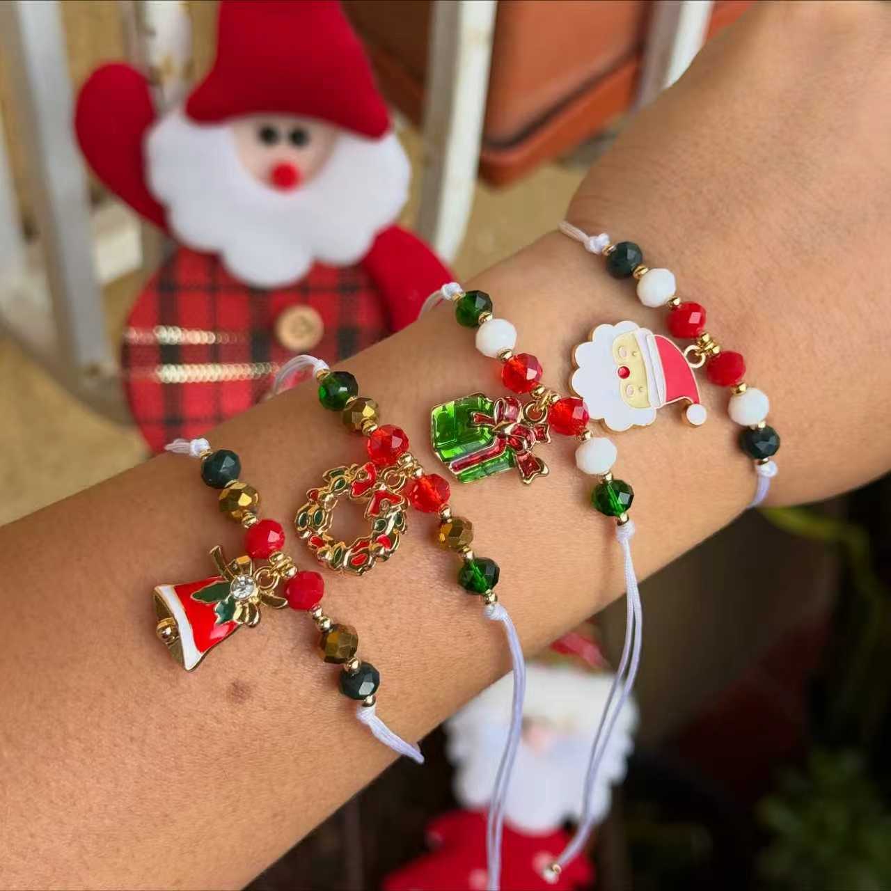 Europa y los Estados Unidos nuevos dibujos animados de Navidad Santa Claus árbol de Navidad perlas de color de Navidad una variedad de cuerdas de mano trenzadas opcionales