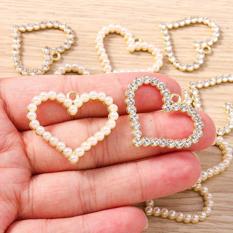 10 Pcs/Pack New Style Inlaid with Pearls and Rhinestones Cut Out Heart Pendant Earrings Pendant DIY Bracelet Necklace Jewelry Accessories