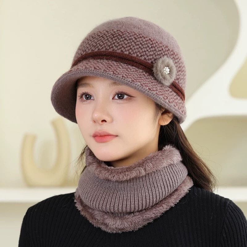 2024女士帽子冬季防寒加厚中老年人保暖帽子兔毛线帽加绒厚妈妈帽