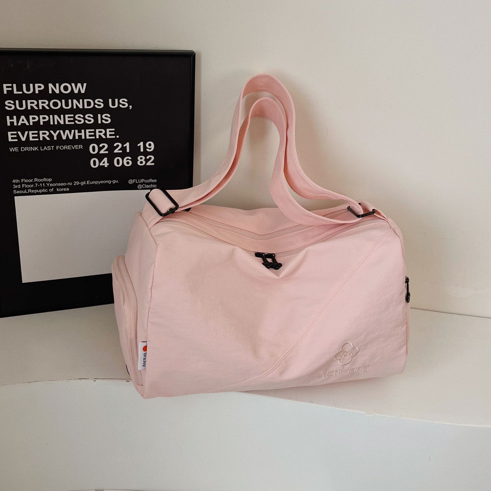 Sports bag for swimming wet and dry separation
