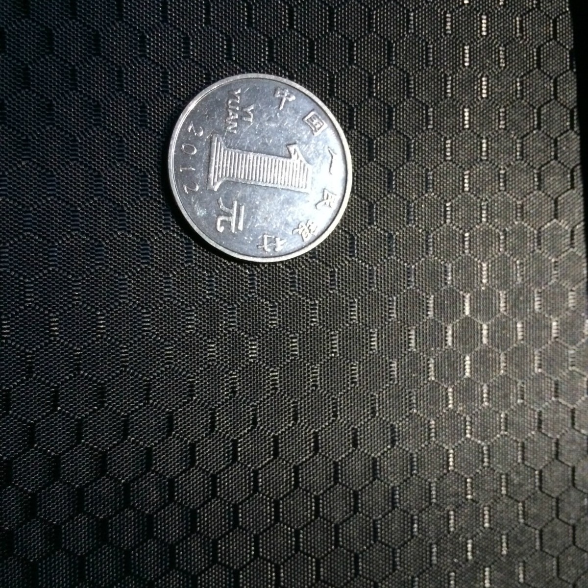 供应涤纶210D足球格牛津布