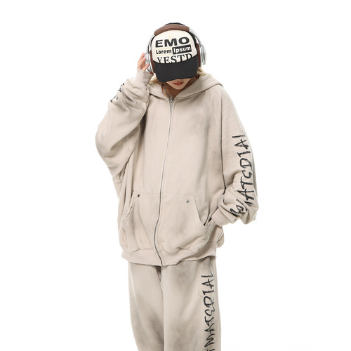 American-style unisex post-apocalyptic distressed-dye heavyweight hoodie jacket set for men, featuring patchwork embroidery and a hood.