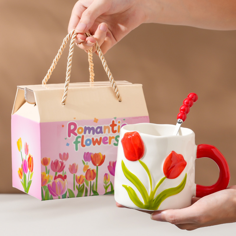 Taza de Tulipanes de alto valor, taza de cerámica esmaltada, regalo del Día del Maestro, taza de agua doméstica para niñas