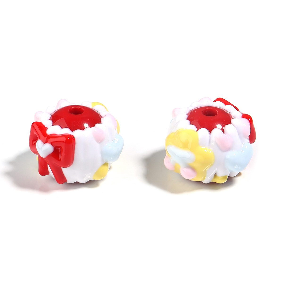 붉은 구슬 리본