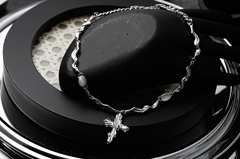 Retro Cross Copper Plating Opal Pendant Necklace