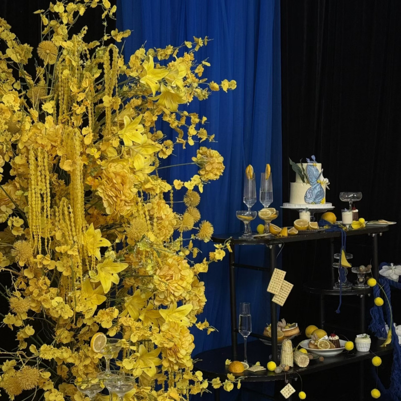 Yellow Artificial Flower Scene Arrangement Fake Roses Wedding Forest-Style Flower Arrangement Decorative Props Flowers