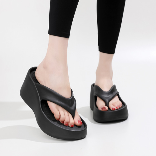 跨境厚底人字拖夹脚拖鞋女外穿凉鞋时尚增高防滑松糕沙滩鞋批发