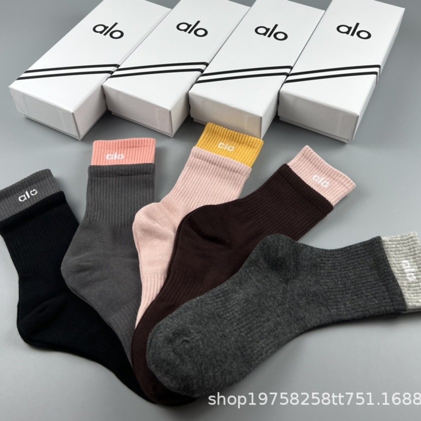 Alo Boxed Mid-Length Yoga Cotton Socks Neutral Cotton Socks Casual Couple Socks All Year Round Outdoor Sports Socks Socks