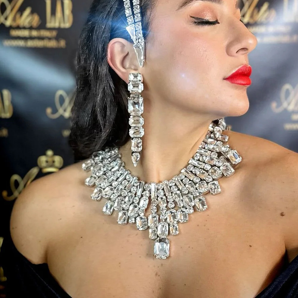 Bohemia con joyería de bordas exagerada cadena de clavícula pendientes de diamante accesorios de banquete Set de joyería