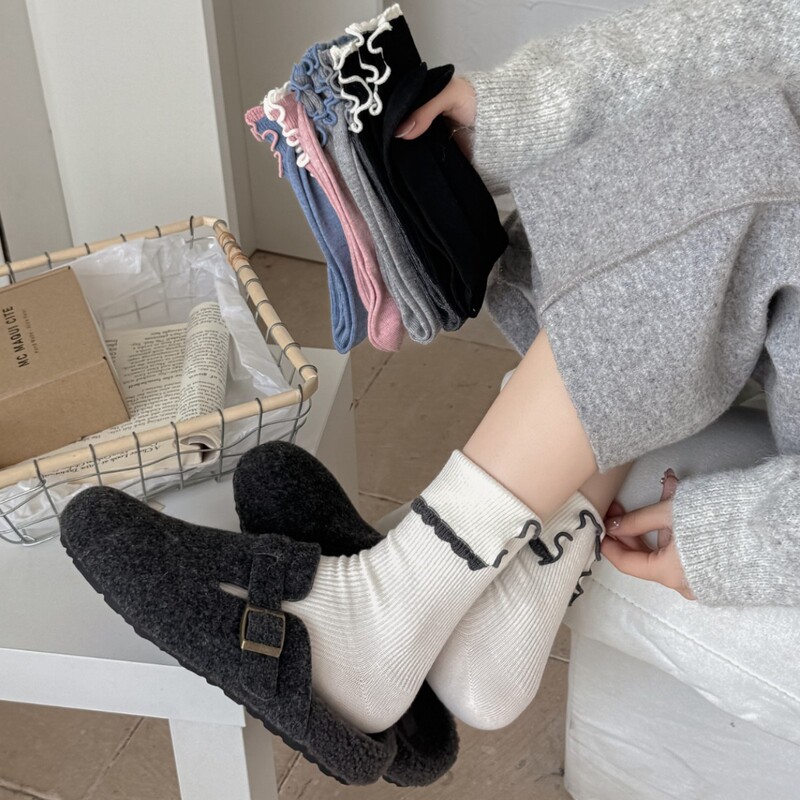 Unique Design Heel Slit Socks for Women, Relaxed and Trendy Mid-Calf Socks, Artistic Japanese-Style Cashmere Slouch Socks Unique Design Heel Slit Socks for Women, Relaxed and Trendy Mid-Calf Socks, Artistic Japanese-Style Cashmere Slouch Socks