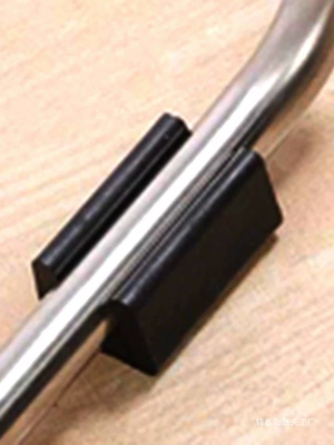 Ayaqaltılar (Kovriklər) – Black and White Pipe Clamp