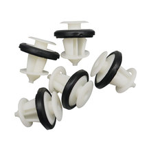 适用奇瑞瑞虎A3 E5风云2 QQ3 旗云2 旗云3防水减震门板卡扣 D204