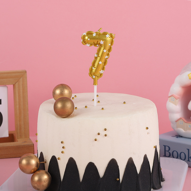 クロスボーダー 520 バレンタインデーの誕生日ケーキゴールデンバルーン 1 歳のデジタルキャンドル装飾装飾品在庫あり|undefined