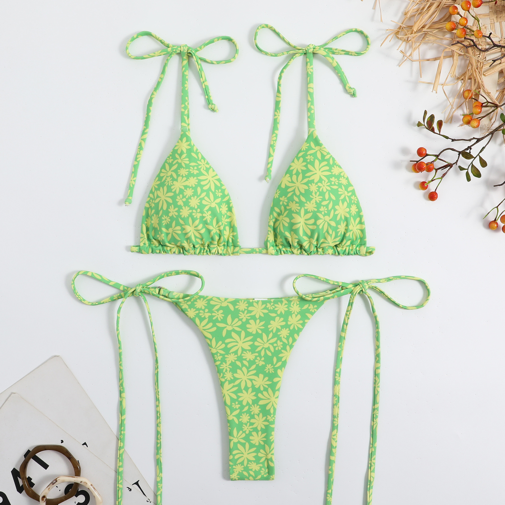 2 Piece Set Quantity Beach Occasion Women's Ditsy Floral 2 Piece Set Bikinis