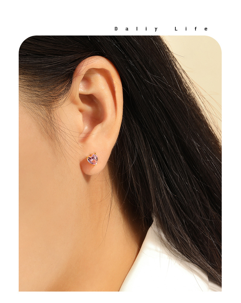 Heart Shape Pattern 1 Pair Casual Elegant Lady Heart Shape Plating Titanium Steel Ear Studs