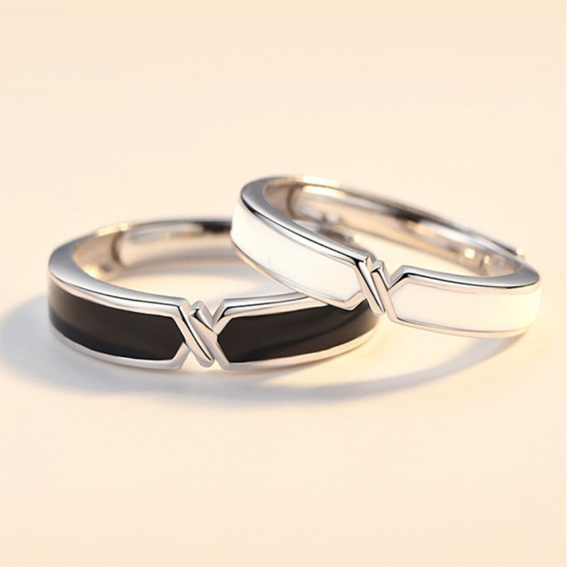 Ins nicho moda apertura pareja anillo femenino diseño popular en blanco y negro anillo de alta gama para hombres y mujeres joyería de mano image 3