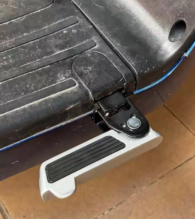 Suitable for Yadea Electric Scooter De2 Deep Front Footrest, Widened Footrest, Square Footrest Modification, Universal Type