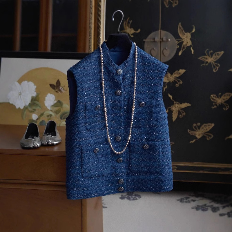 Upper body beautiful blurred bright silk wavy tweed enamel buckle vest coat vest a generation of hair
