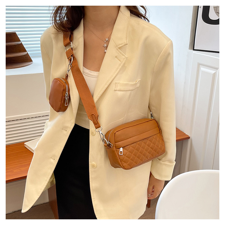 Lingge maquillage 2023 nouveau petit parfum Style épaule Guangzhou mode sac de téléphone pour femmes_voghion.com