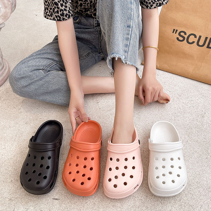 Croc-Style Closed-Toe Half-Slipper Trendy 2026 New Model for Outdoor Wear, Lightweight Soft-Soled Nurse Beach Seaside Garden Shoes