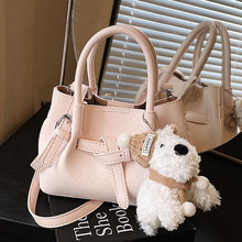 春夏新款小清新韩国时尚洋气手提菜篮子包包小众百搭通勤斜挎包女