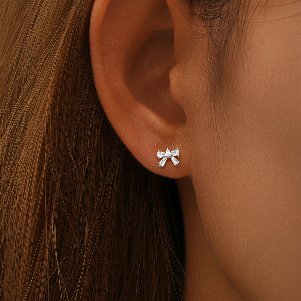 1 Pair Simple Style Heart Shape Bow Knot Plating Sterling Silver Zircon Ear Studs display picture 6