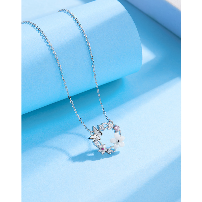925 plata esterlina mariposa Garland Collar para las mujeres luz lujo nicho diseño flor clavícula Cadena de alto grado collar temperamento