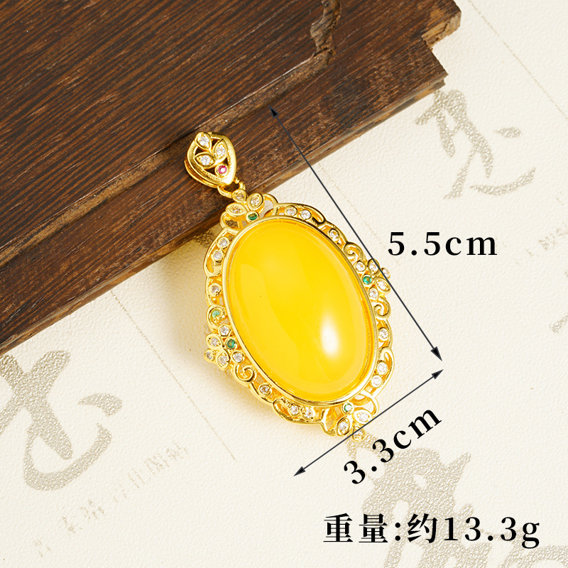 Vietnam Sha Jin retro estilo chino versátil imitación jade colgante flor tallada joyas de estilo de corte fuente transfronteriza al por mayor