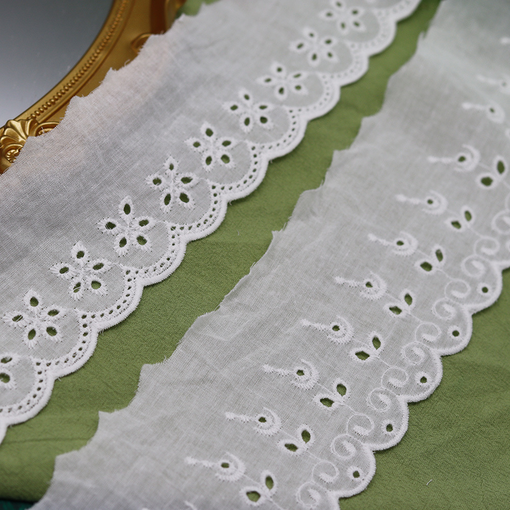 Flower-embroidered lace with large five-hole cotton lace, lace lace accessories, lockstitch decoration, DIY fabric for clothes, fabric for wedding dresses, fabric for making clothes, Chinese-style fabric pic 3