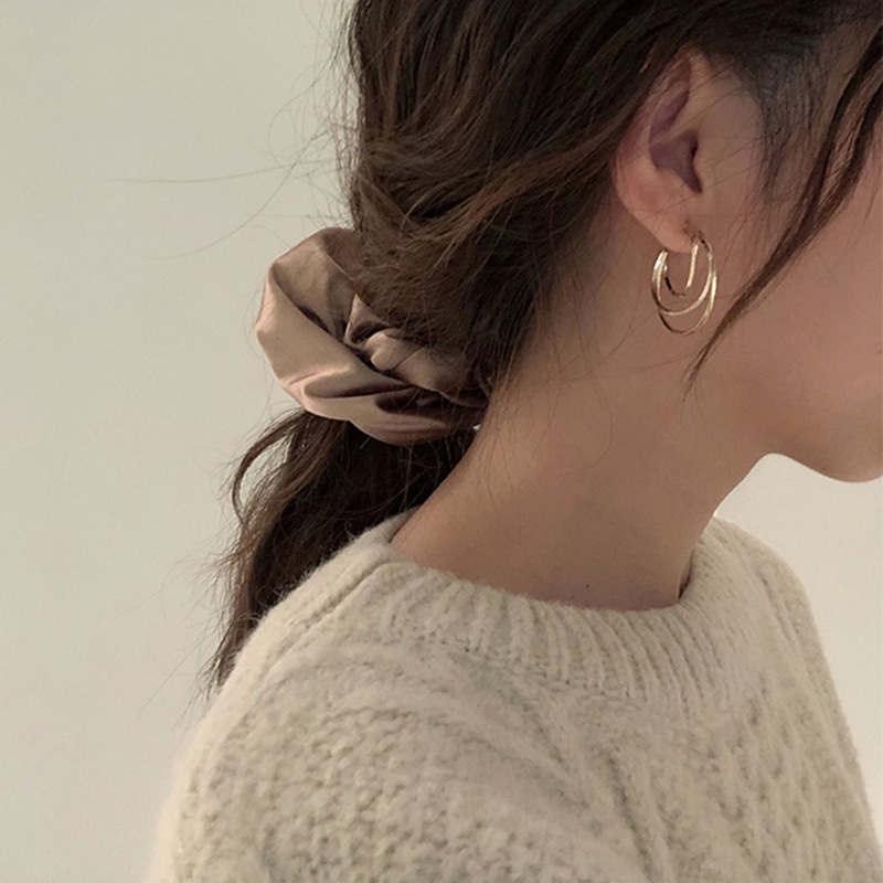 New style cool fashion trendy earrings South Korea simple temperament three-line earrings irregular twisted geometric earrings for women