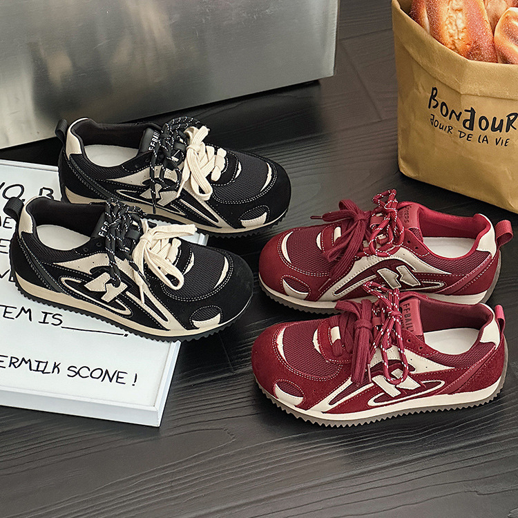 【Clearance Special】Genuine Leather Women's Sneakers 2026 Spring Versatile Lace-Up Round Toe Thick-Soled Casual German Training Shoes