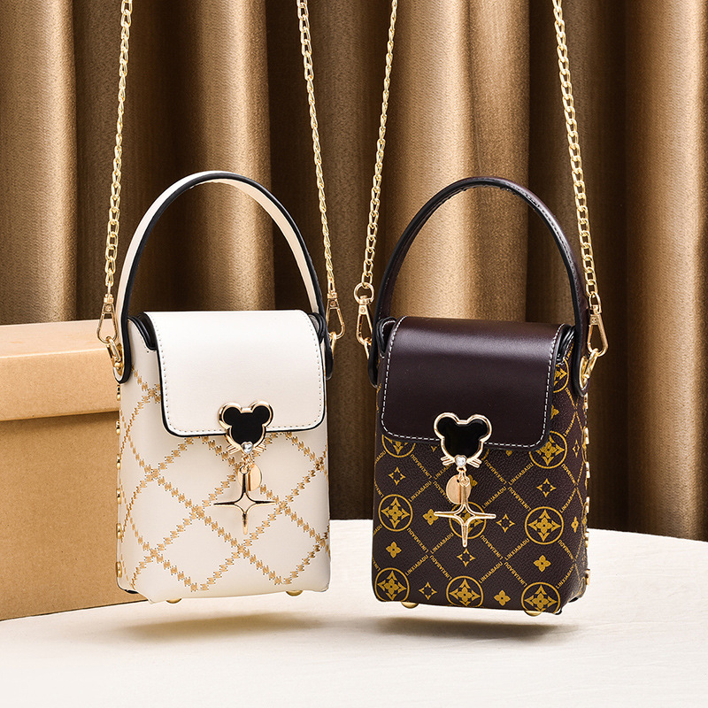 Borsa a tracolla piccola donna alla moda elegante stile estivo_voghion.com
