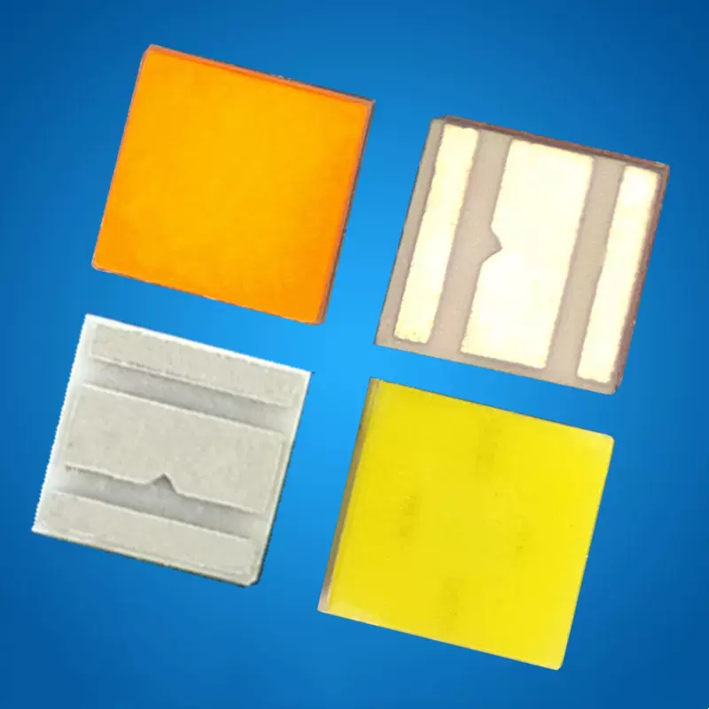 陶瓷2020白光灯珠 LED汽车灯珠陶瓷灯珠 2020暖白金黄光倒装灯珠